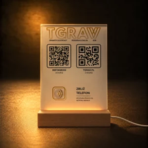 Podświetlany stand LED z logo na drewnianej podstawie